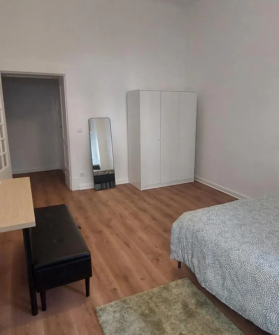 Quiet Room With Private Bathroom In A Local Home Berlin Germany